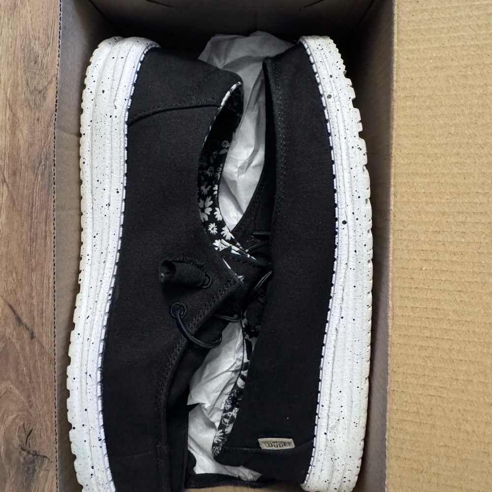 Hey Dude Wendy Basic Black Odyssey